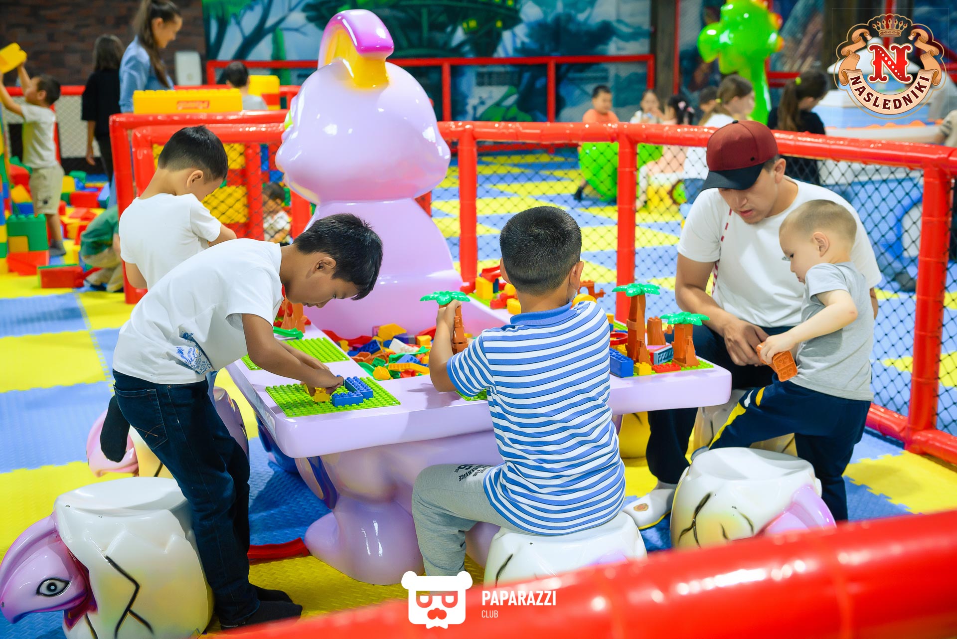 Центр семейного отдыха "Наследники" в ТРЦ Maxima Алматы 07.05.2022 Центр семейного отдыха "Наследники" в ТРЦ Maxima