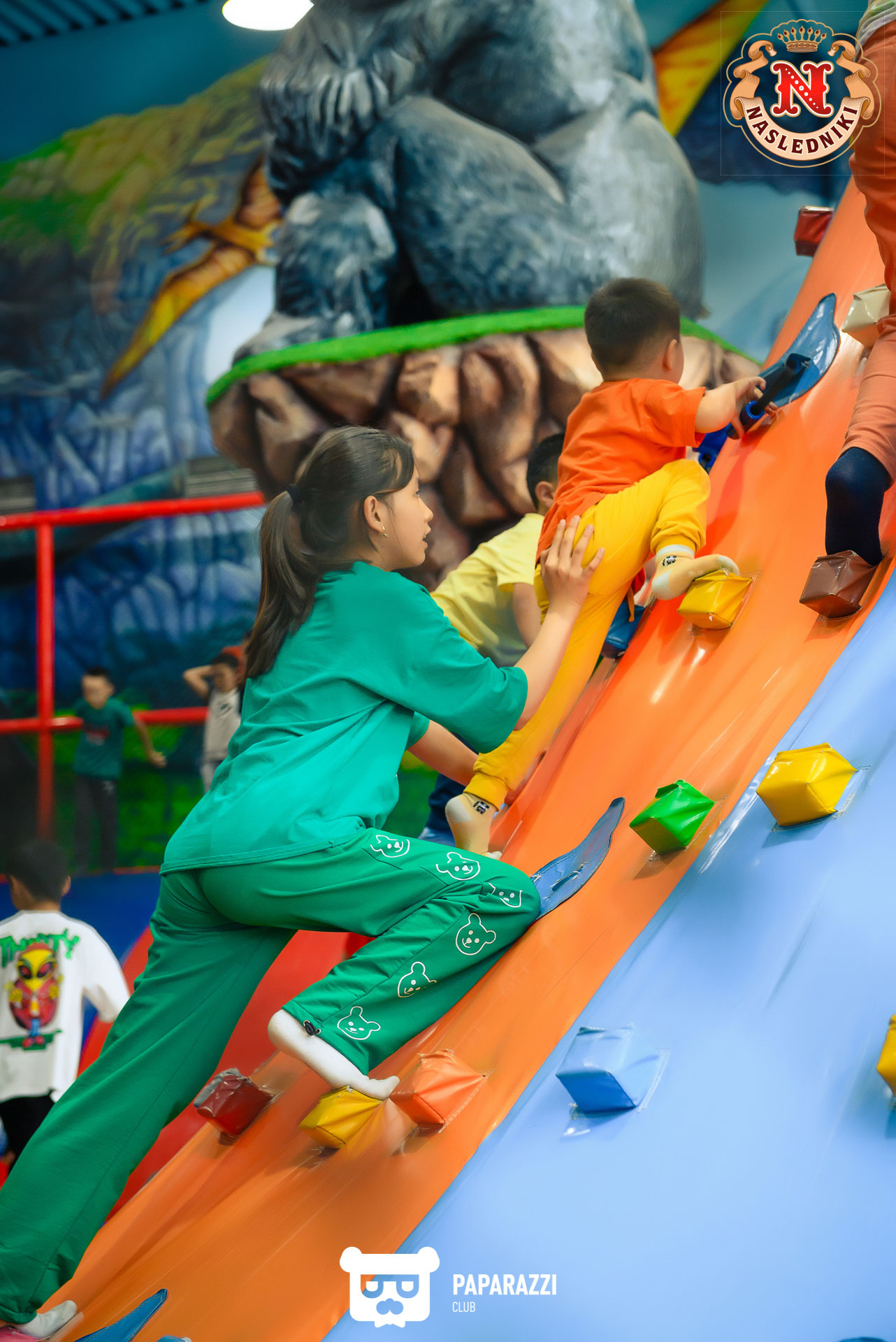 Центр семейного отдыха "Наследники" в ТРЦ Maxima Алматы 07.05.2022 Центр семейного отдыха "Наследники" в ТРЦ Maxima